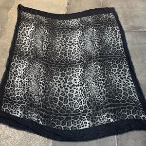 813 Ottotredici Black and White Cheetah Scarf